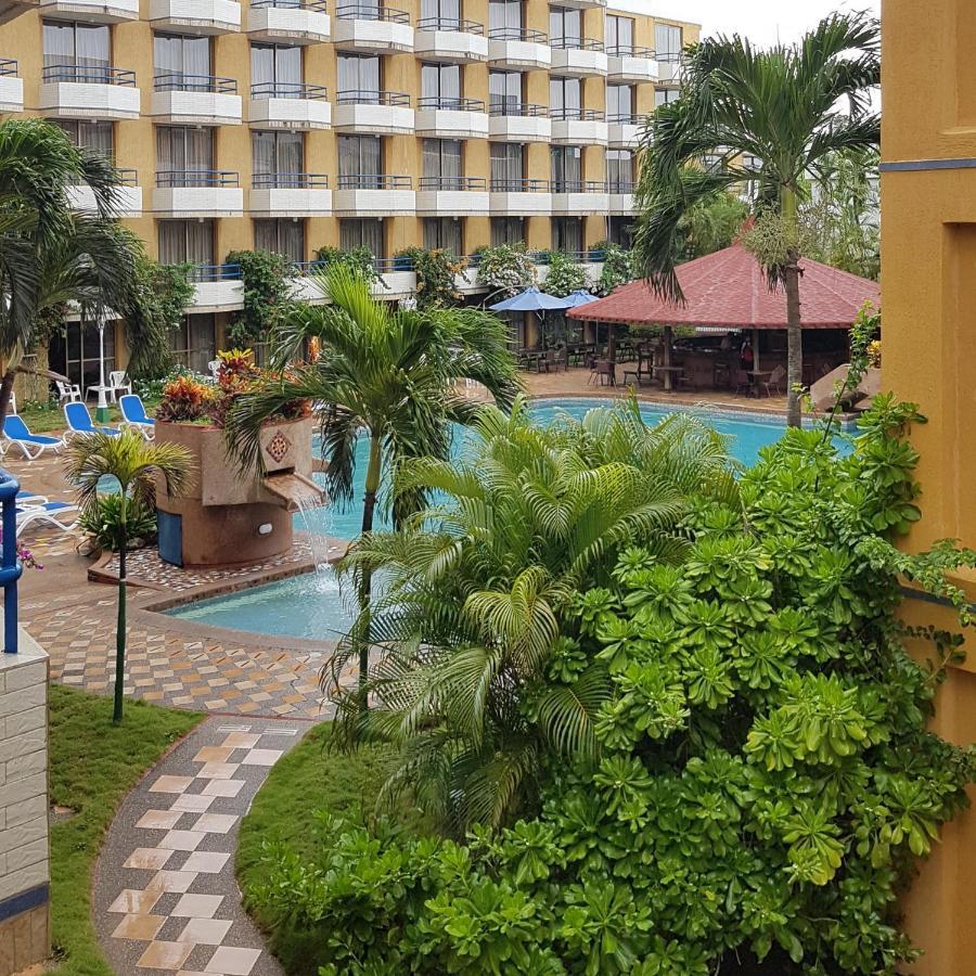 Hotel Margarita Dynasty 波拉马尔 外观 照片