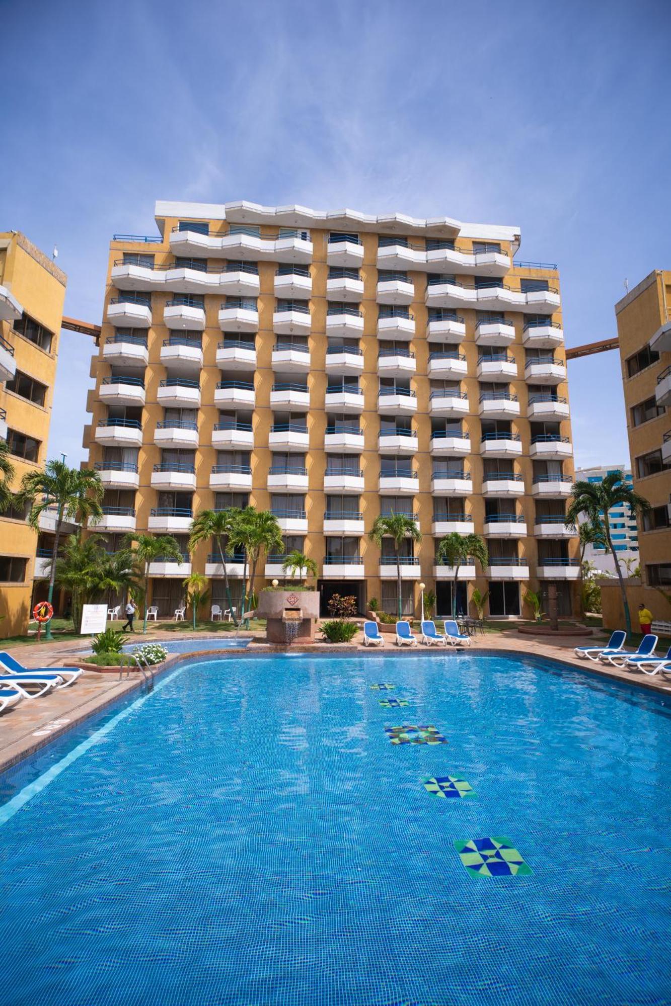 Hotel Margarita Dynasty 波拉马尔 外观 照片